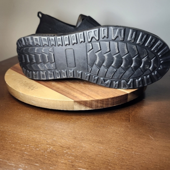 Black Women's Slip-On Shoes - Picture 3 of 6